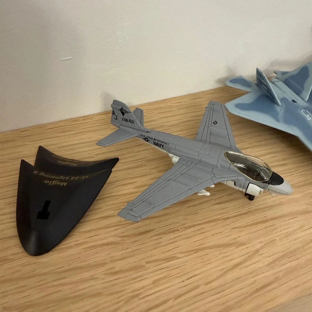Maisto Tailwinds Diecast Aircraft Lot F-117A F-16C Eurofighter A-6E YF-22 F-14